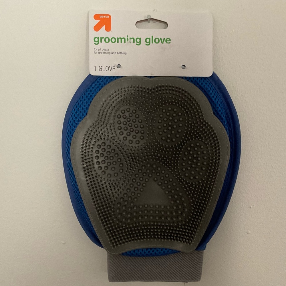 GROOMING GLOVE FOR PETS